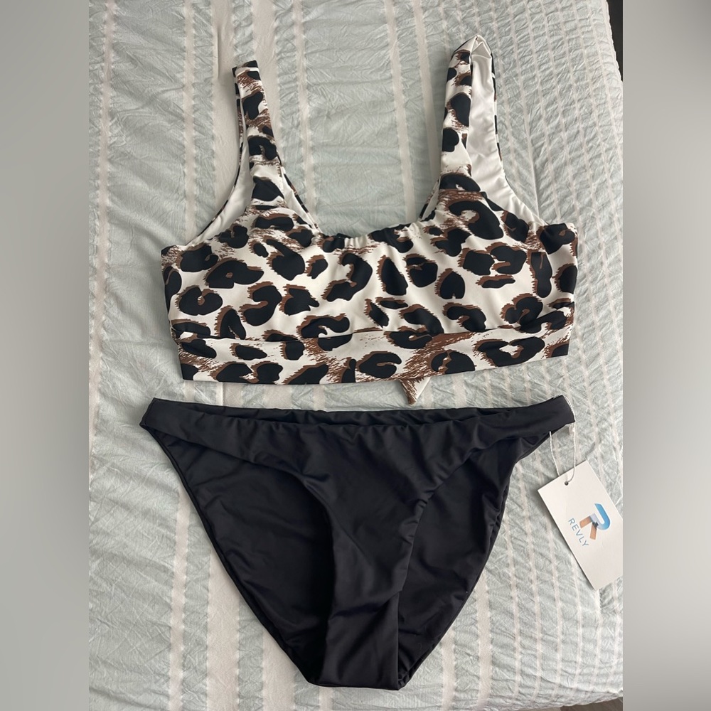 Revly Bikini Set NWT - Bottoms Medium - Top Large